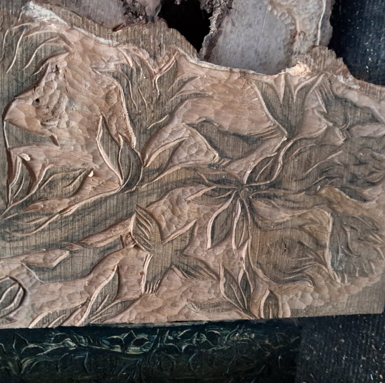 Jane Mowat bird carving (detail)